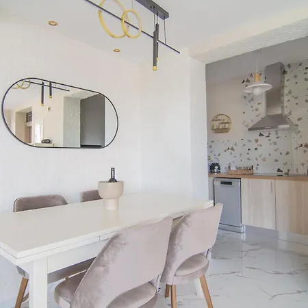 Tango Sunset וילה *